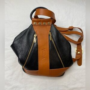 100% Genuine Italian leather